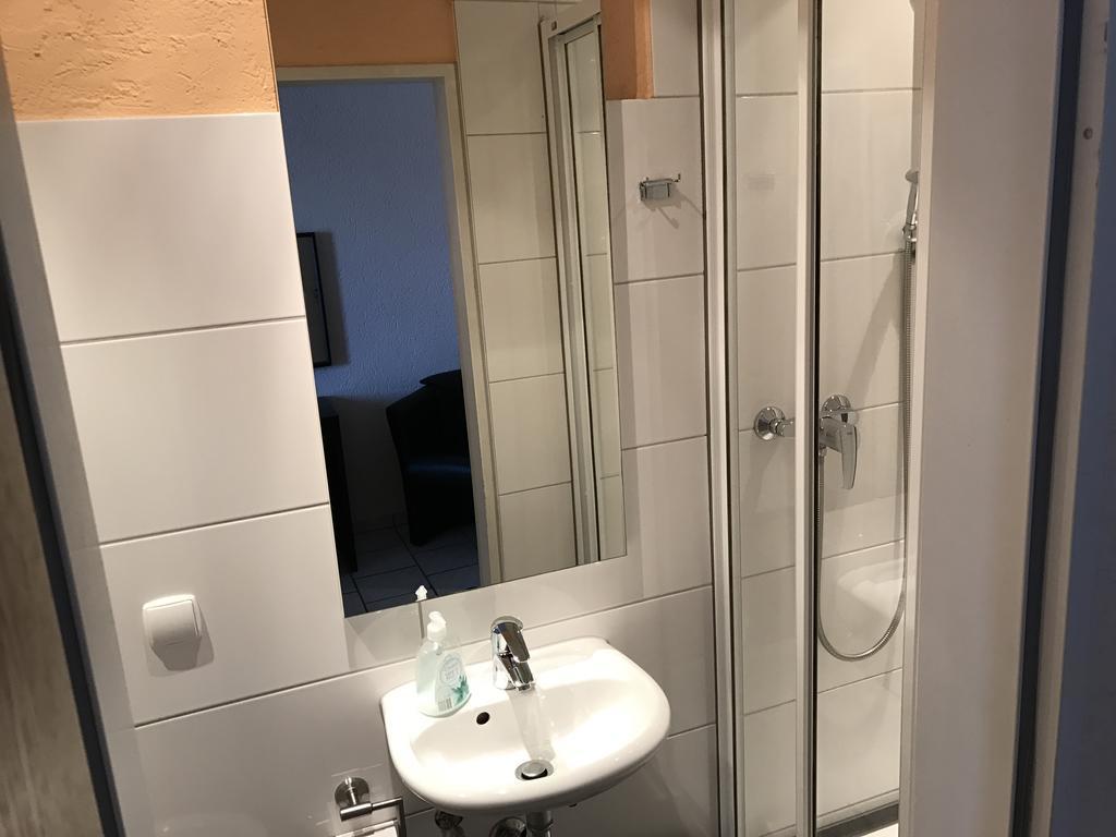 Hotel Rhein Inn Remagen Bagian luar foto